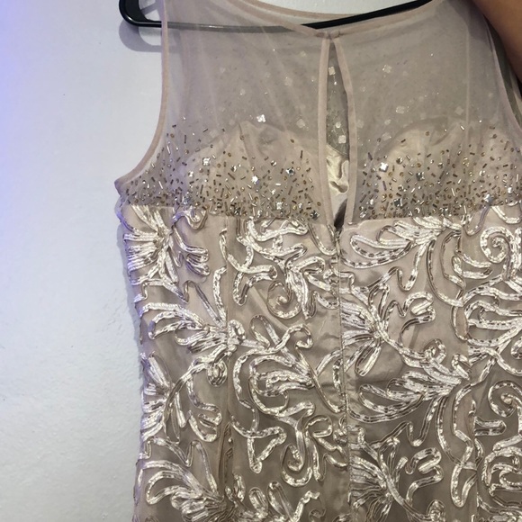 Beautiful dress for prom or special Events - Picture 4 of 4